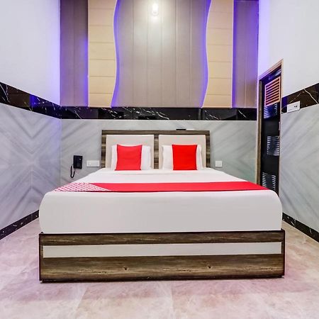 Oyo Flagship 83121 Hotel Rose Vip Сахаранпур Экстерьер фото