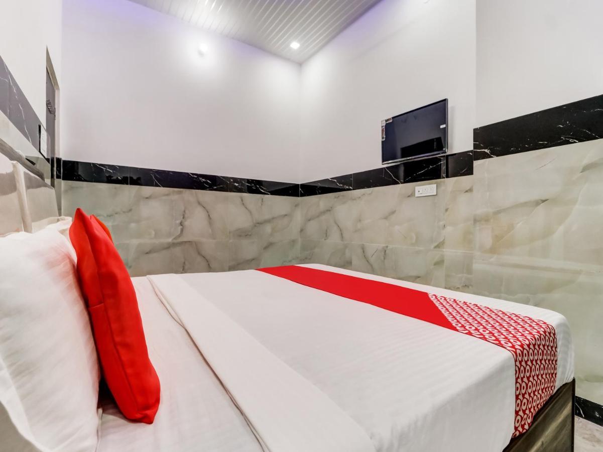 Oyo Flagship 83121 Hotel Rose Vip Сахаранпур Экстерьер фото
