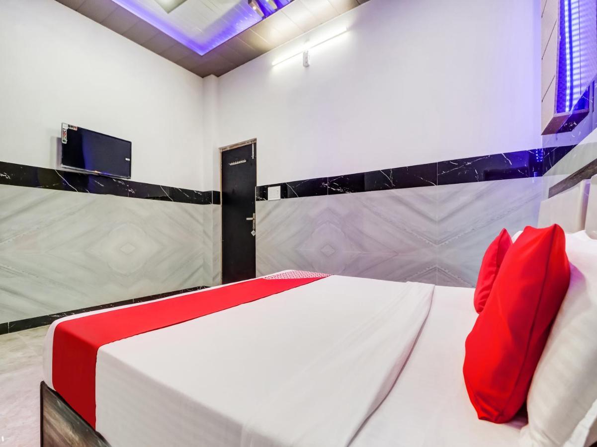 Oyo Flagship 83121 Hotel Rose Vip Сахаранпур Экстерьер фото