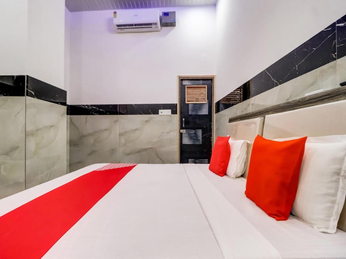 Oyo Flagship 83121 Hotel Rose Vip Сахаранпур Экстерьер фото