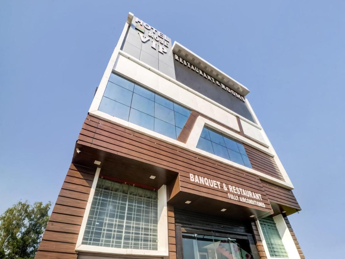 Oyo Flagship 83121 Hotel Rose Vip Сахаранпур Экстерьер фото